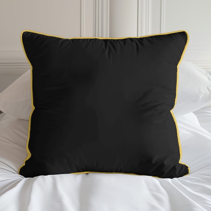 Poszewka Makosatyna 40x40 z Lamówką Czarna